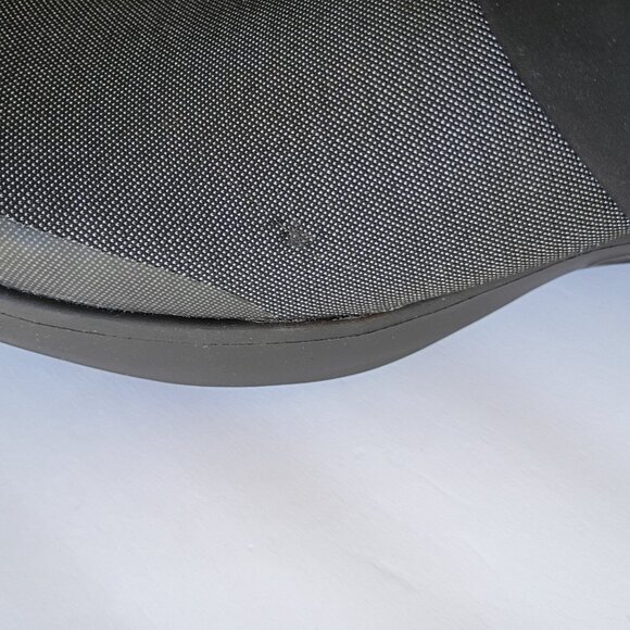 Oofos Oomg Low Slip On Shoe Size 10 EUC - Picture 10 of 10